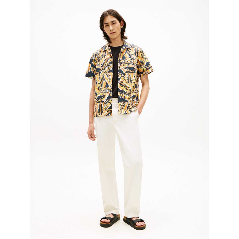 Tommy Hilfiger Regular Fit Paper Touch Short Sleeve Shirt image number 3